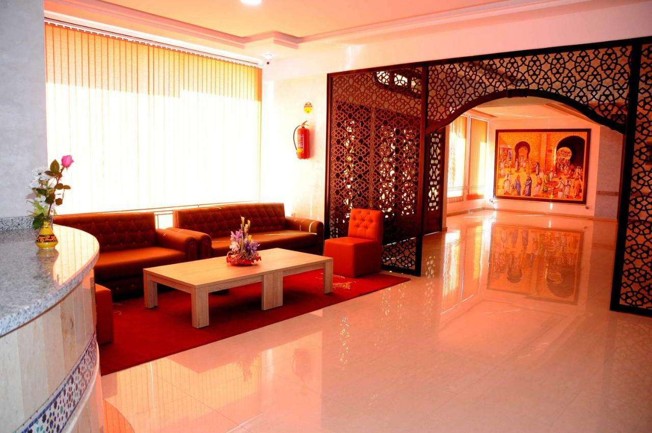 Hotel Al Madina Safi Exterior photo