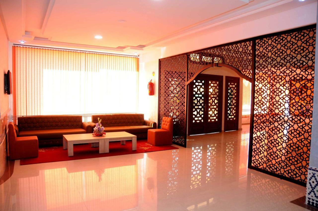 Hotel Al Madina Safi Exterior photo